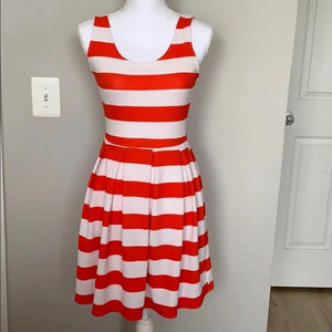 Soprano white and red striped dress‎